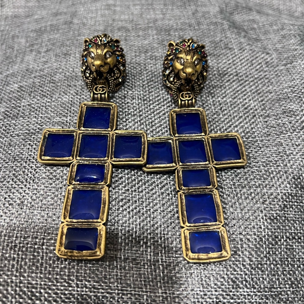 Gucci Lion Head Cross Drop Clip On Earrings in Deep Blue